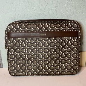 Coach Signature Tech Case